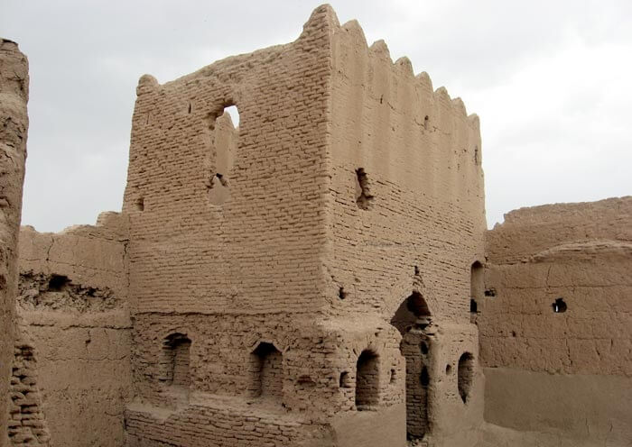 قلعه سریزد