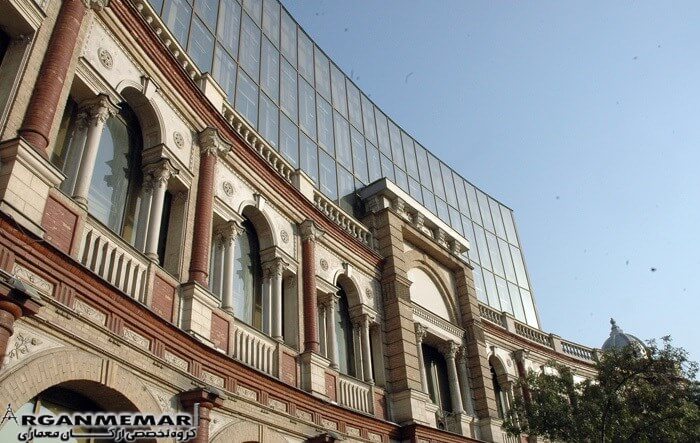 میدان حسن آباد